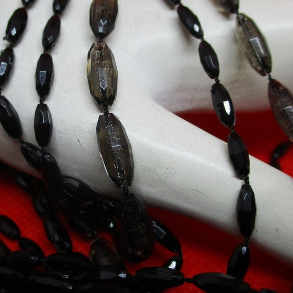 49.5" 6 STRAND Beaded Necklace FACETED Oval LUCITE Black & Clear Gray - Picture 5 of 9